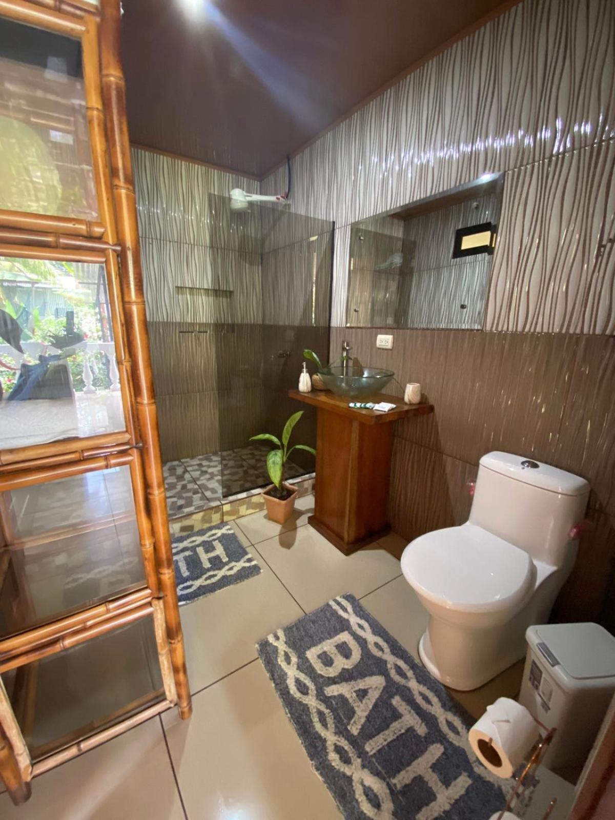 Frias Home Tortuguero Extérieur photo